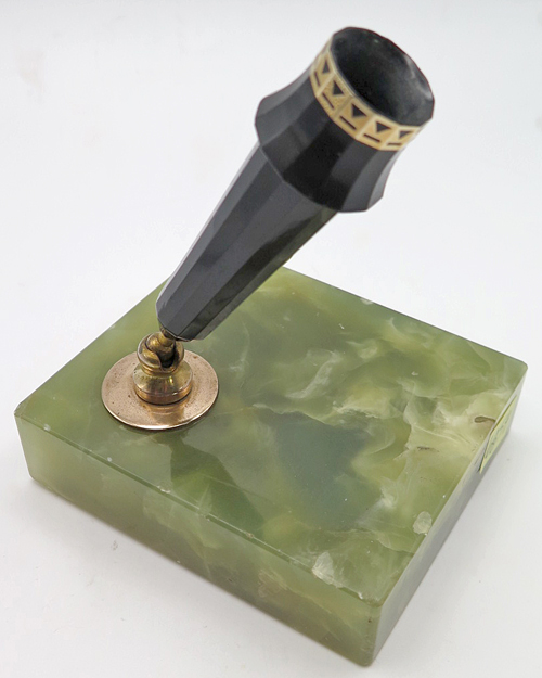 ITEM #6802 6854: WHAL/EVERSHARP GREEN/CLEAR/CREAM MARBLE DESK BASE. DORIC SOCKET IN BLACK WITH GOLD FILLED TRIM.